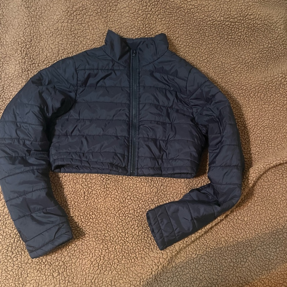 J.O.A. Navy Cropped Puffer Jacket